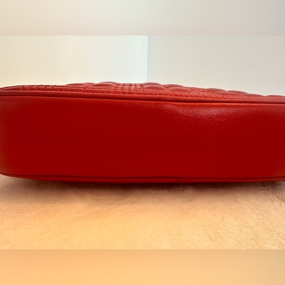 Burberry Lola Red Quilted Leather Crossbody Camera Bag - Picture 5 of 6